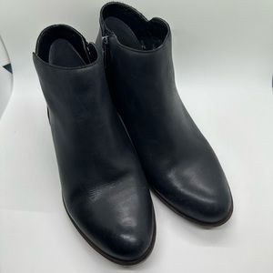 Lucky Brand Barstyn Leather Bootie Black/Navy Size 8
